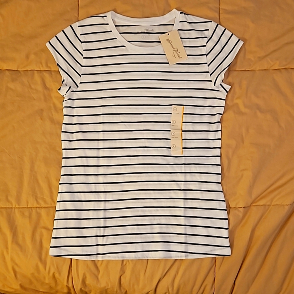Women's Size Small Tshirt